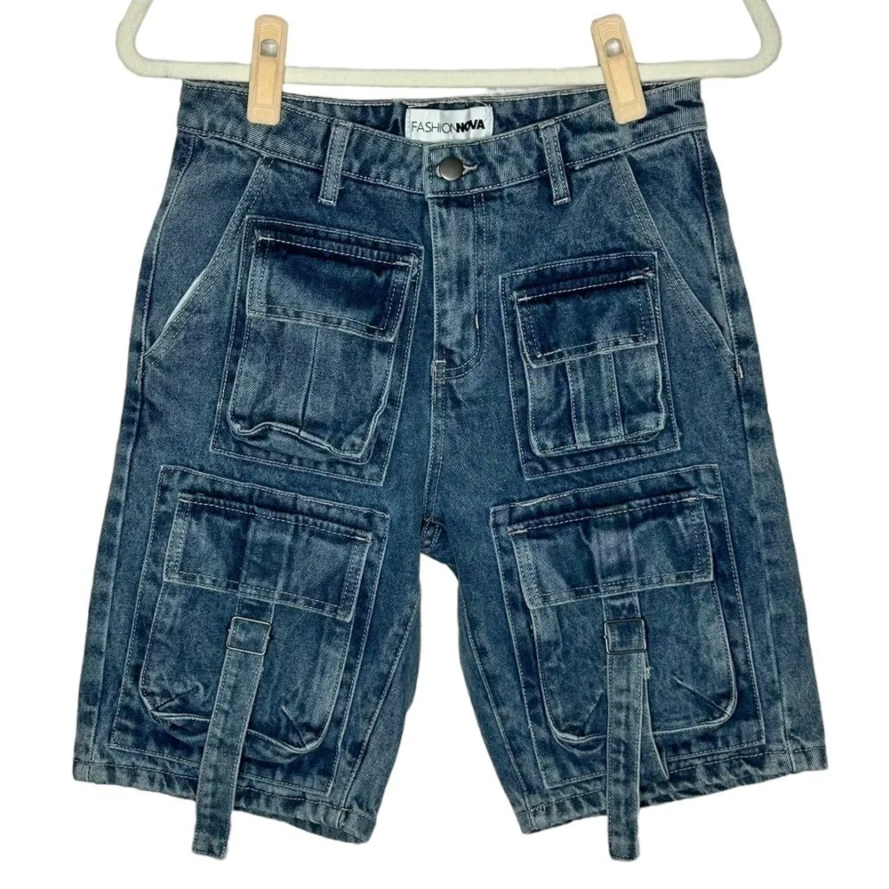 NWT Fashion Nova In My Own Lane Non Stretch Cargo Shorts-Denim